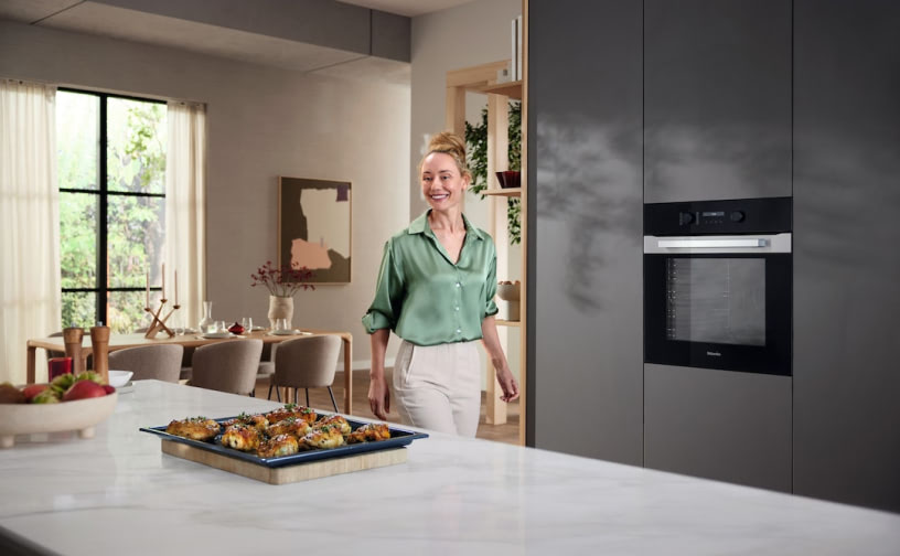 Обзор духового шкафа Miele H 7890 BP EDST CLST Обзор духового шкафа Miele H 7890 BP EDST CLST