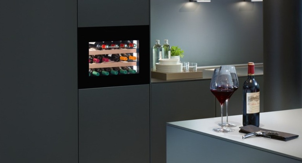 Обзор винного шкафа Liebherr WKEgb 582 Обзор винного шкафа Liebherr WKEgb 582